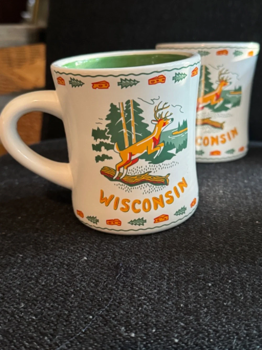 WISCONSIN STATE MAP AND DEER DINER MUG - SET OF 4 - $55.00